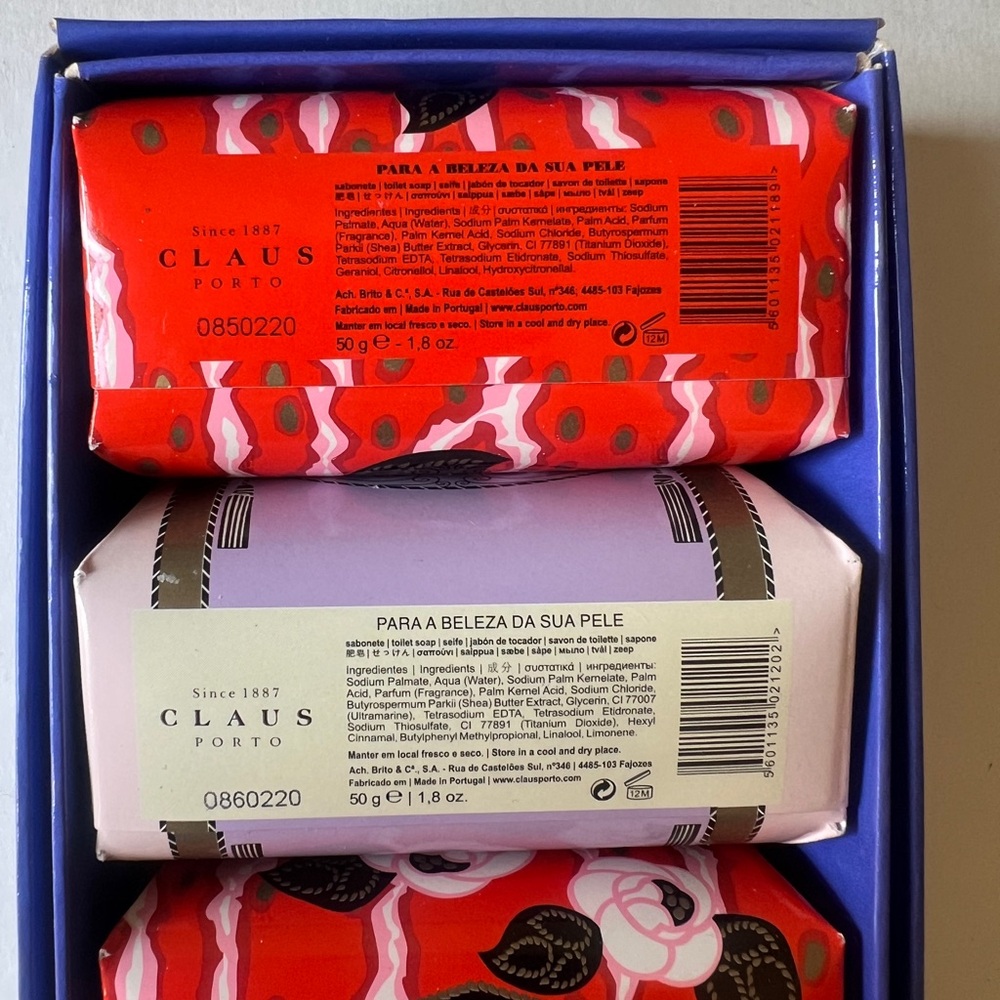 5 x Claus Porto Iris Lavender & Paradise Rose Mini Soap Bars in box - 1.8oz/50g - Picture 3 of 3